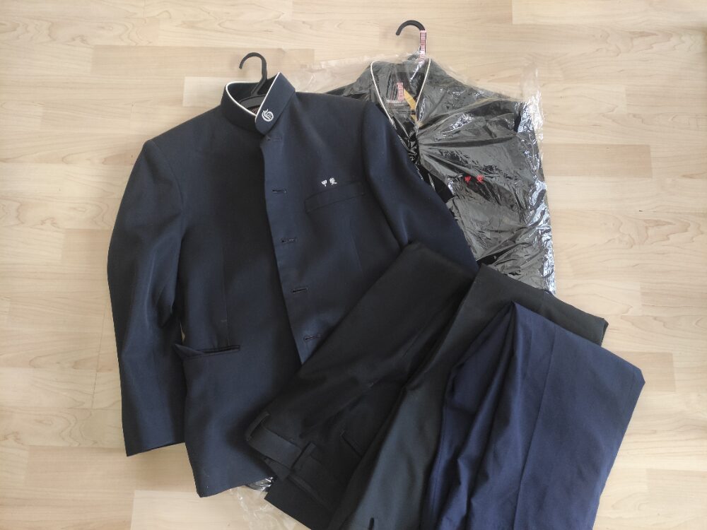 福岡　中古制服　リサイクル